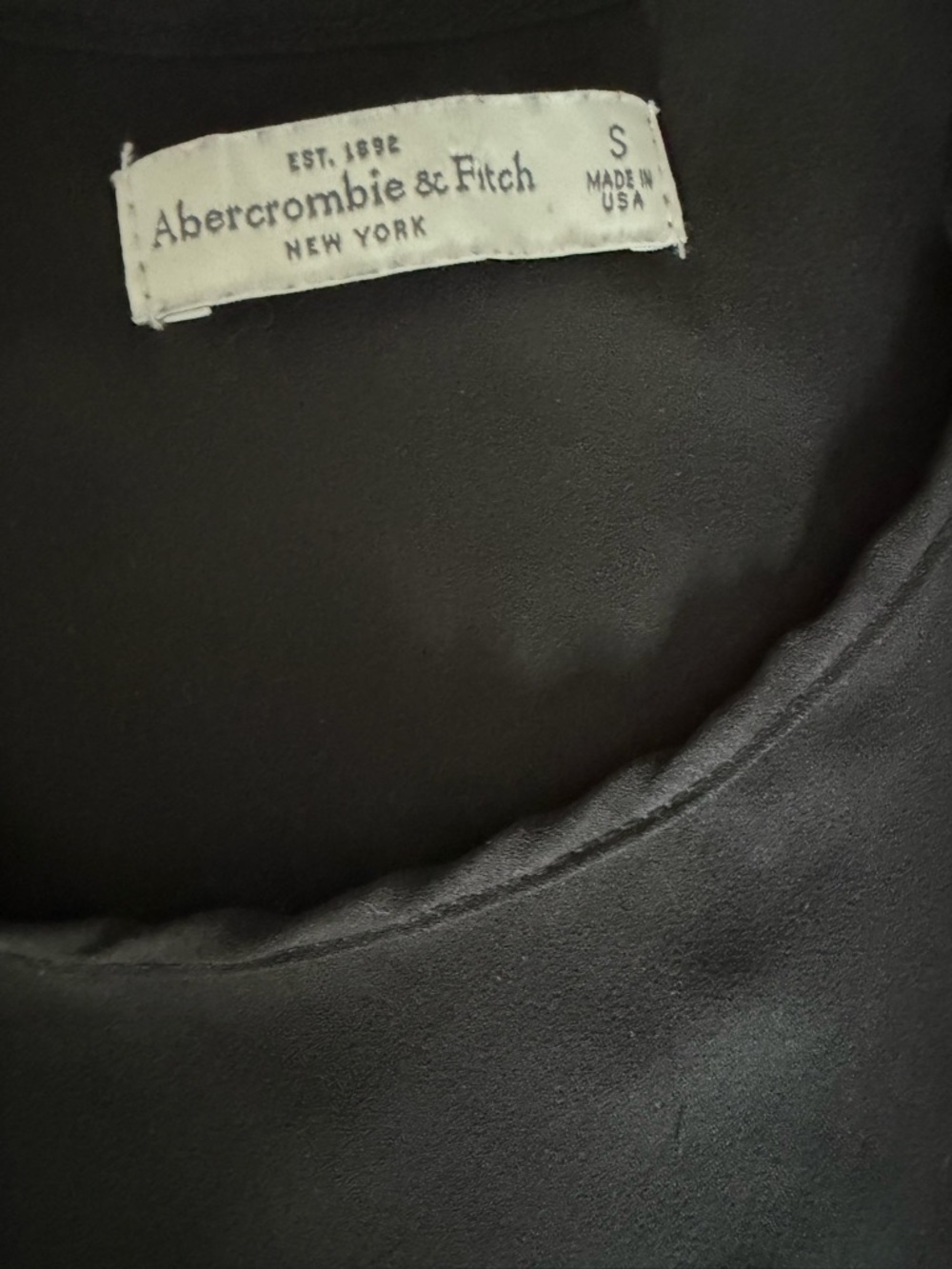 Abercrombie & Fitch Black High-Neck Sleeveless Tank - Picture 6 of 9